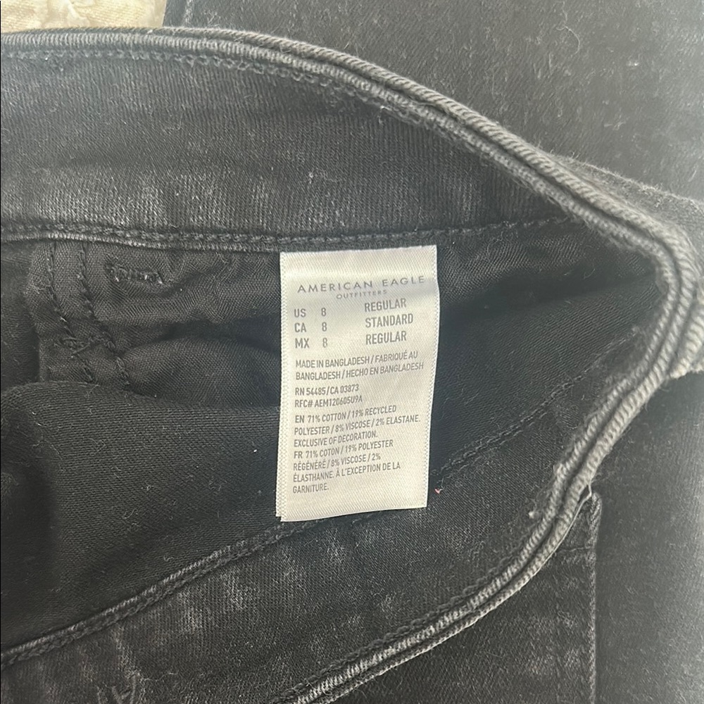 American Eagle Women's Black Distressed Skinny Jeans - Picture 4 of 5